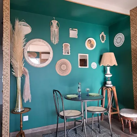L'eden De Fontsainte Апартаменты *